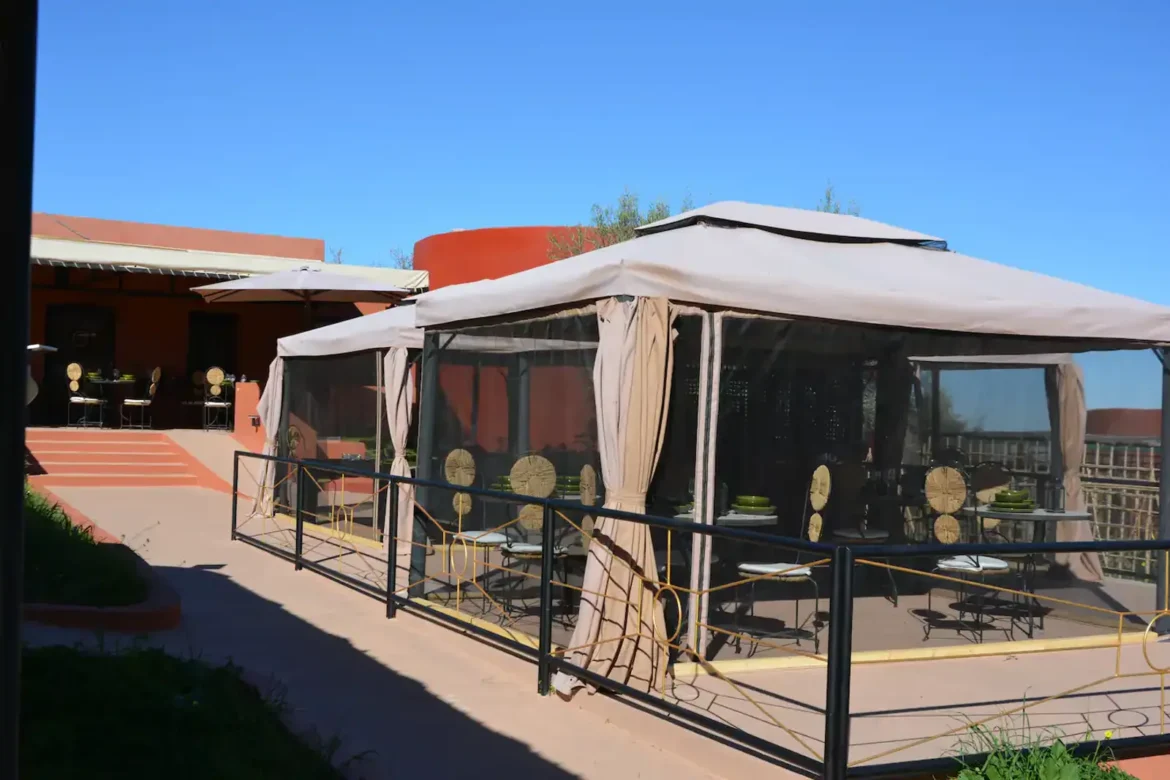 Discover Atlas Ecosite, a sustainable mountain retreat in Amizmiz. Stay in eco-friendly rooms or Saharan tents at 1200m altitude with stunning views.